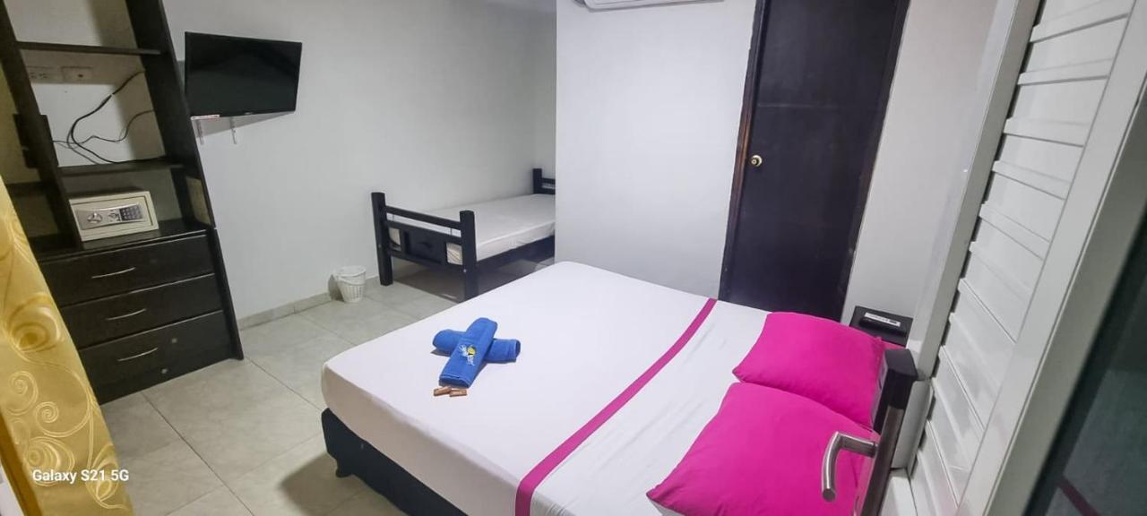 Hostel Stingray Сан-Андрес Экстерьер фото