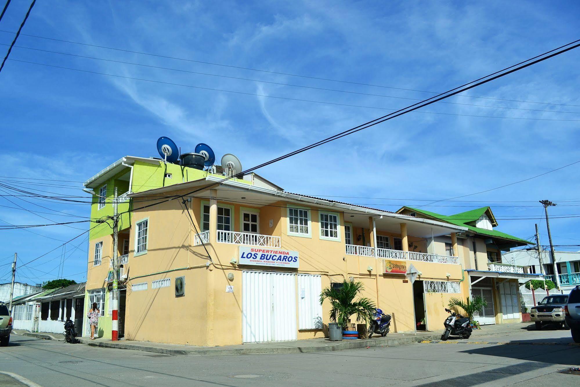 Hostel Stingray Сан-Андрес Экстерьер фото
