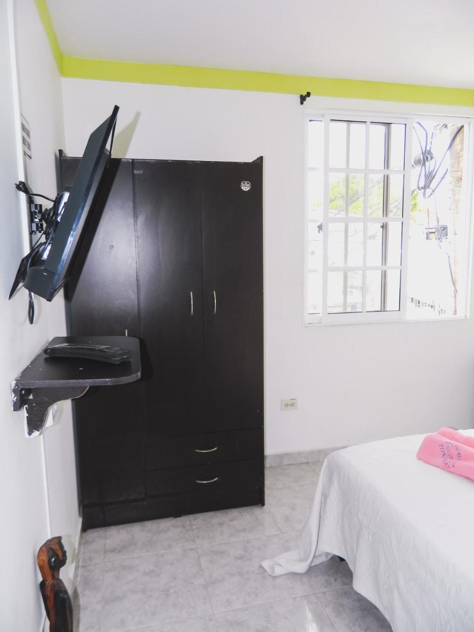 Hostel Stingray Сан-Андрес Экстерьер фото