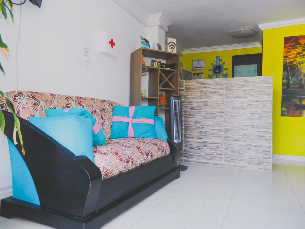 Hostel Stingray Сан-Андрес Экстерьер фото
